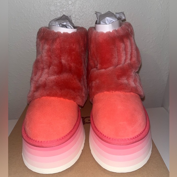 UGG Mini Sherpa Corduroy Platform Boot NIB 9US CHURRO UGGS in NANTUCKET CORAL - Picture 5 of 8